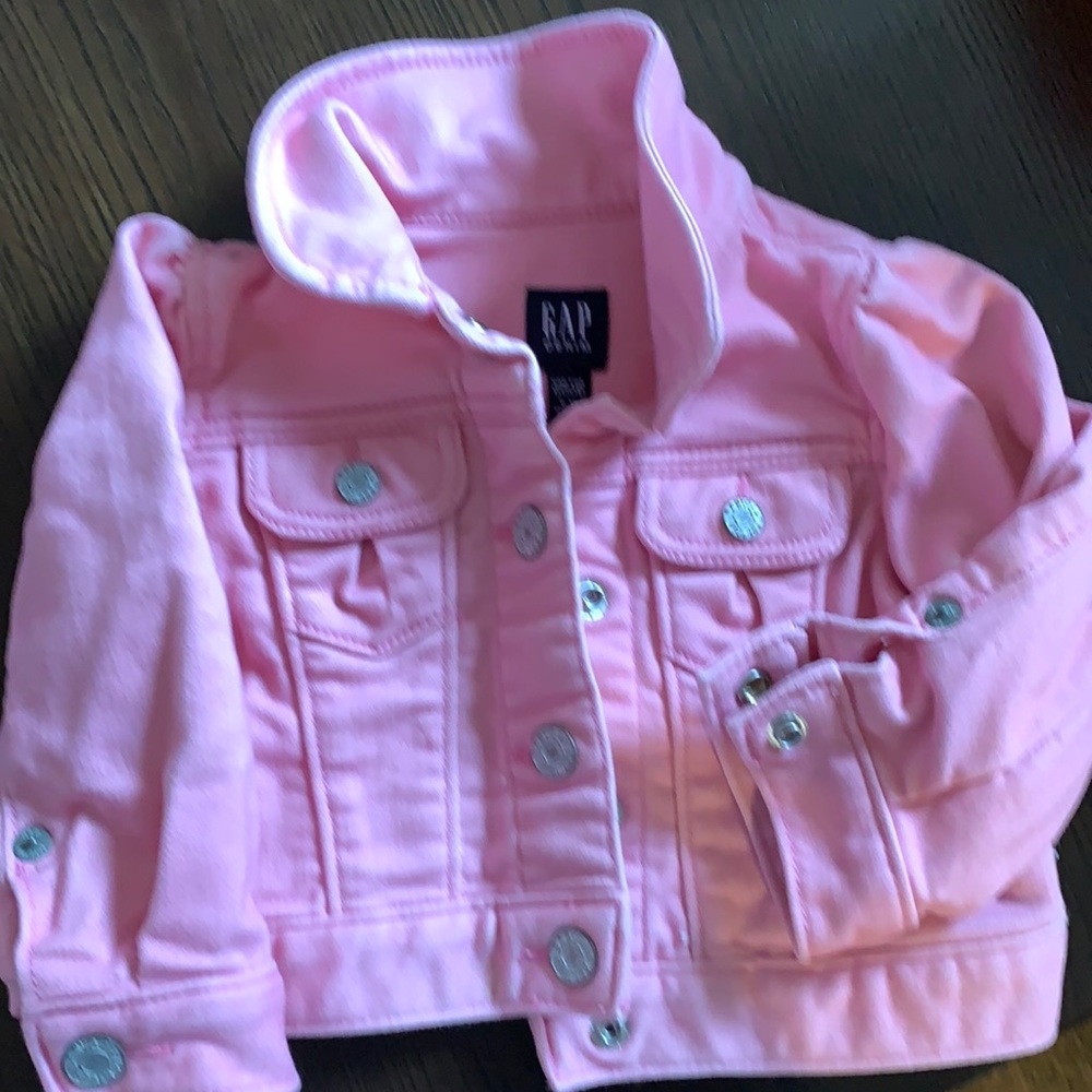 Gap pink denim jacket 6-12m, worn once!